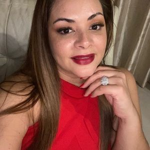 Meet your Posher, Mayra